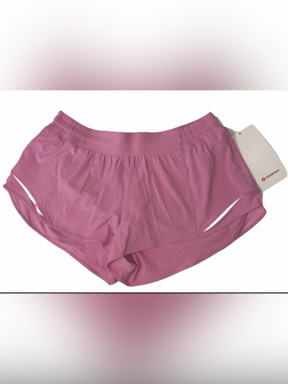 NWT LULULEMON SIZE 10 HOTTY HOT LOW RISE 2.5” LINED SHORT AUTHENTIC PINK FROSTIN